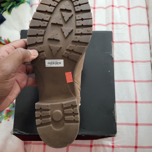 Nwt 12ww torrid chunky tan ankle boot - Picture 4 of 6